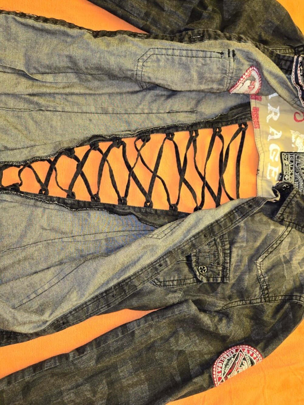 Affliction Camo Lace-Up Back Long Sleeve Shirt size XS - Picture 4 of 9